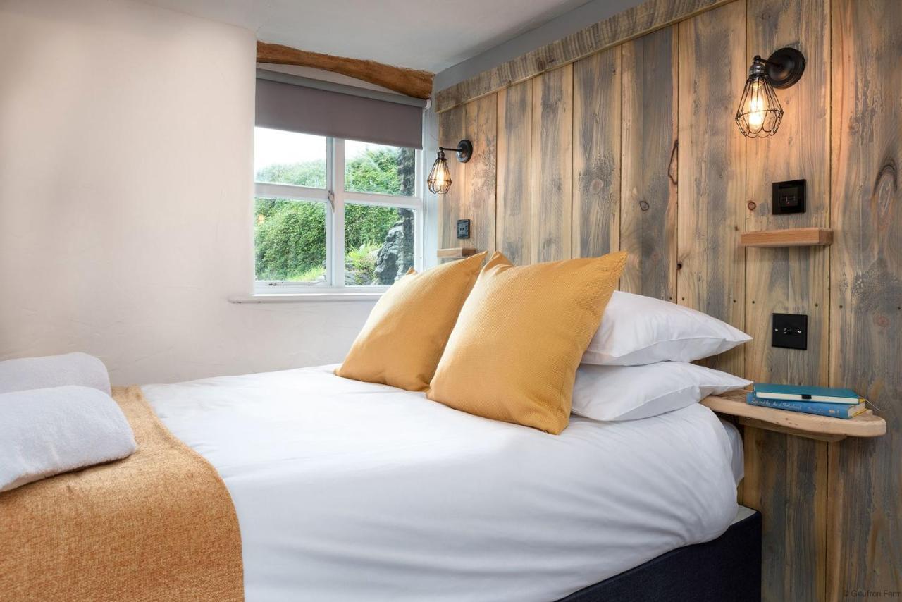 Dog Friendly Cottage, Geufron Farm Near Tywyn Bryn-crug Экстерьер фото