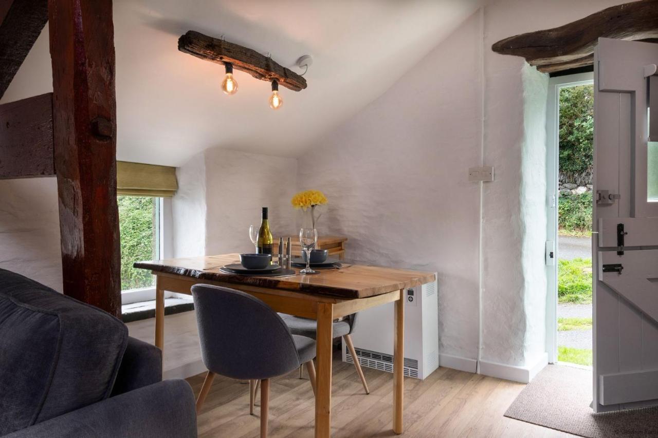 Dog Friendly Cottage, Geufron Farm Near Tywyn Bryn-crug Экстерьер фото